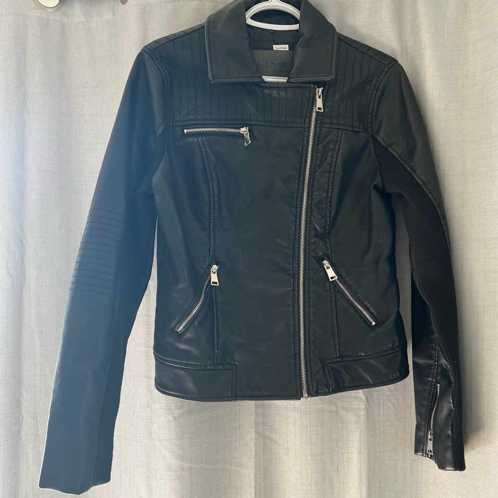 Cavalini Mint Black Faux Leather Moto Jacket Asymmetrical Zipper Fabric Gussets